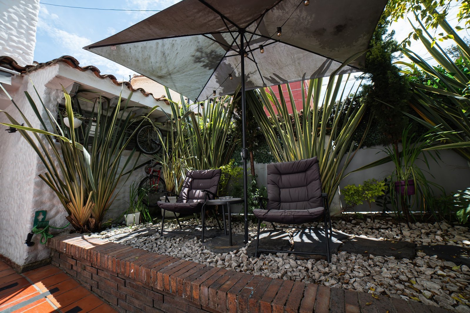 Terraza y zona exterior de Pólux Studios